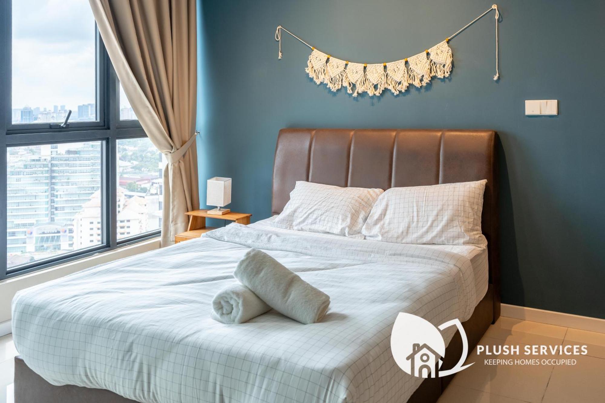 Highpark Suites At Petaling Jaya, Kelana Jaya By Plush Esterno foto