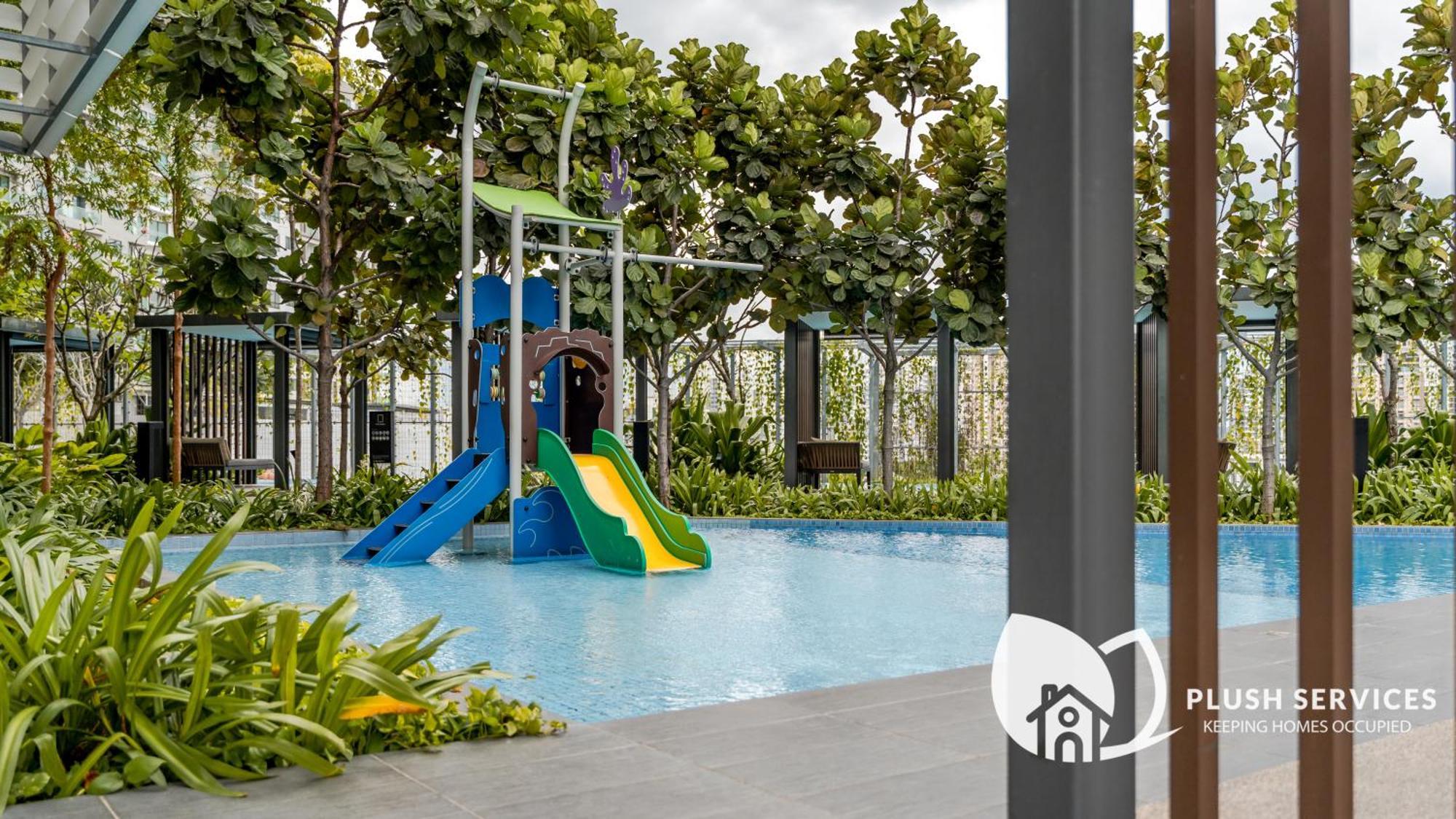 Highpark Suites At Petaling Jaya, Kelana Jaya By Plush Esterno foto